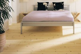 Povrchová úprava podlahy z měkkých dřevin